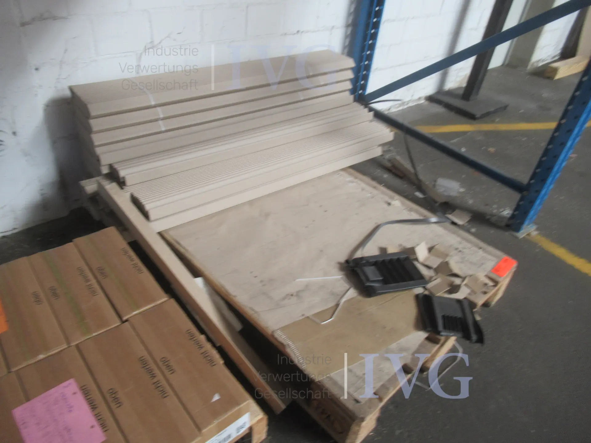Paletten mit Kantenschutzwinkel